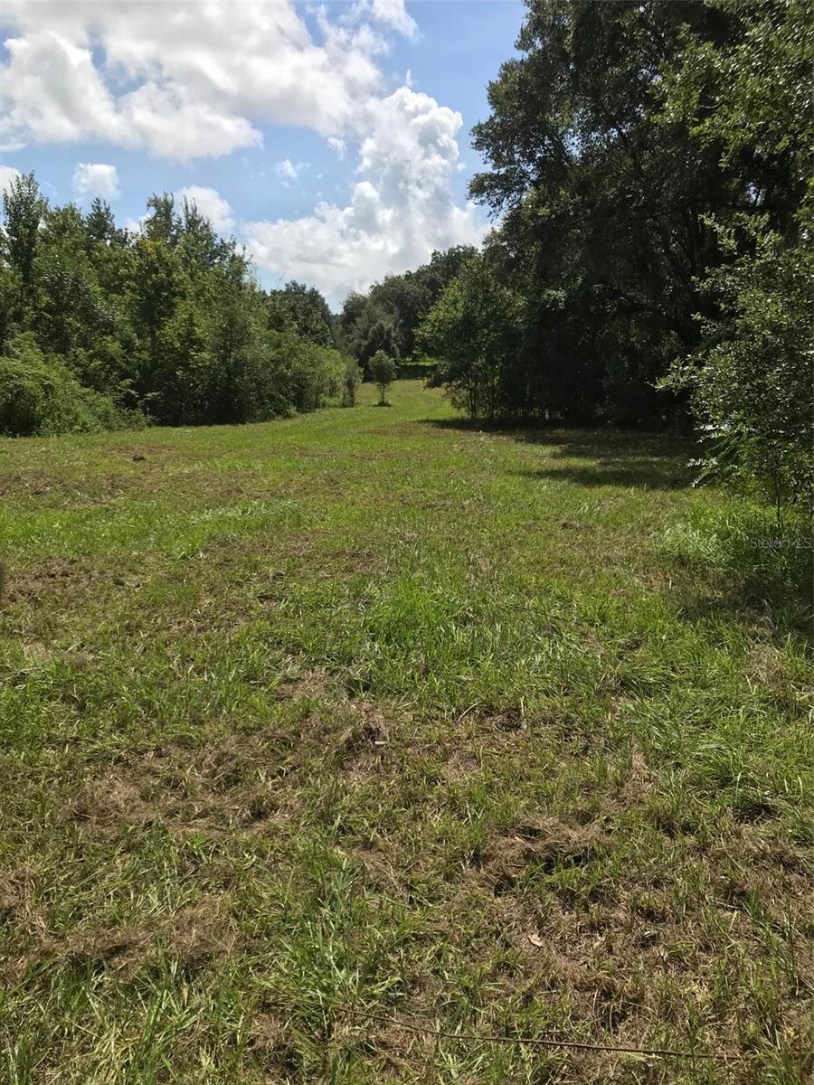 8715 State Road 33, FL