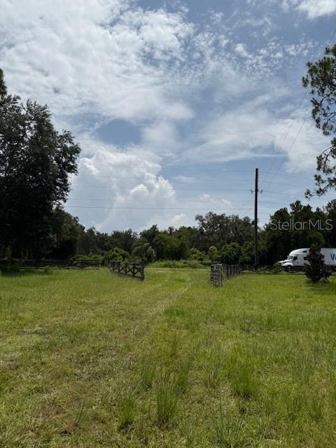 8715 State Road 33, FL