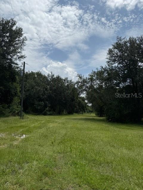 8715 State Road 33, FL