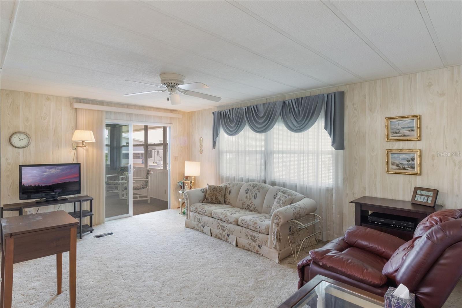 4246 Cedarwood Street, FL