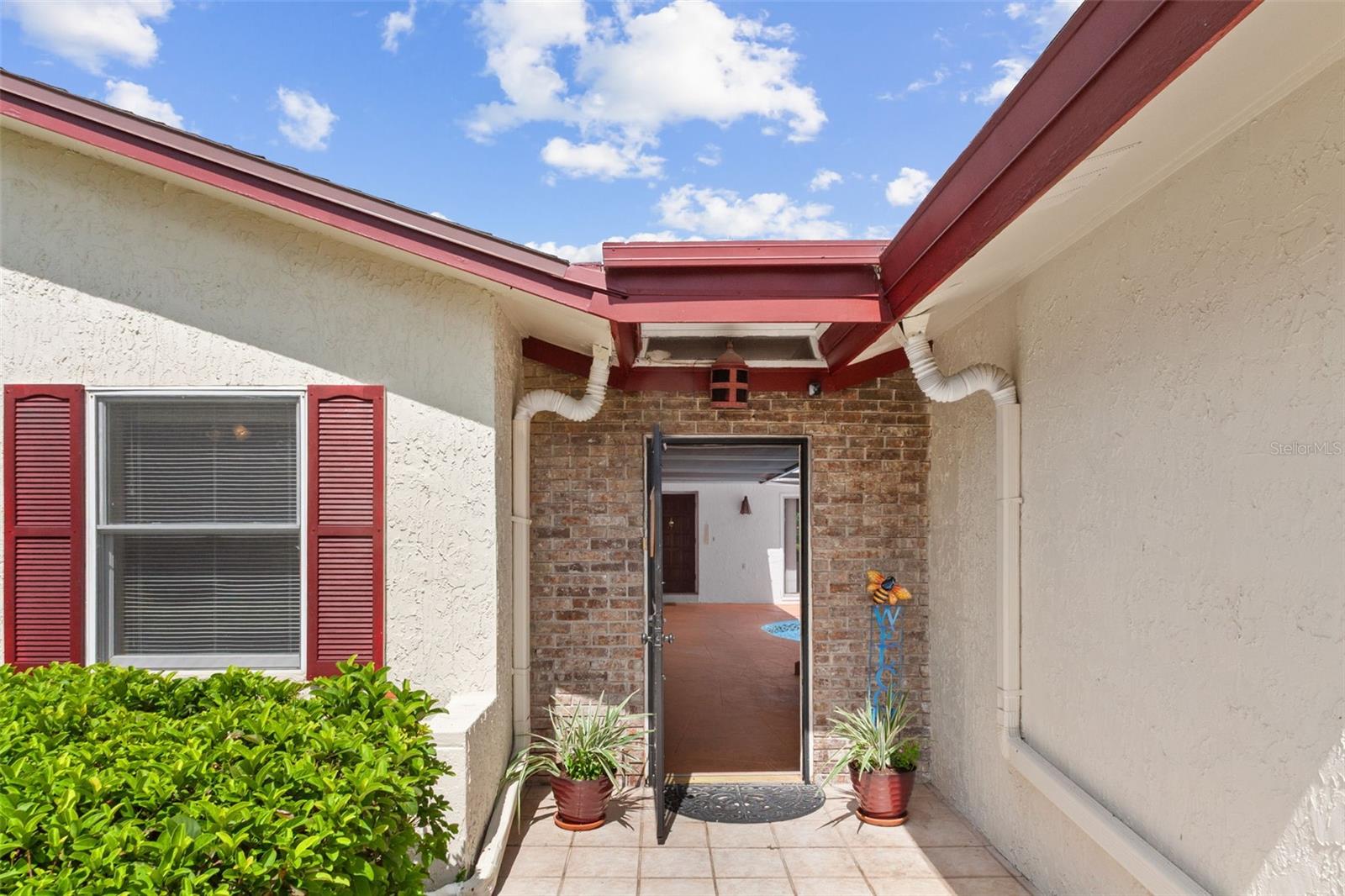 334 Maple Drive, FL