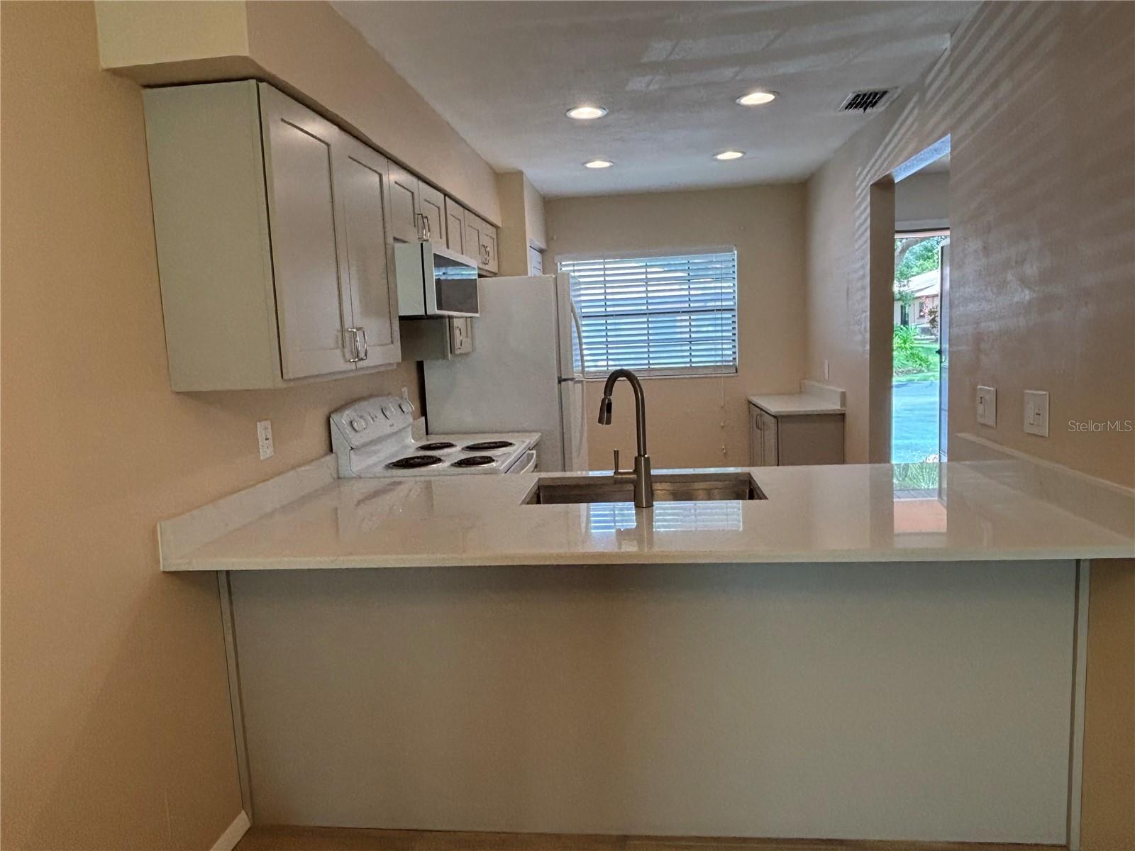 13250 Ridge Road, FL