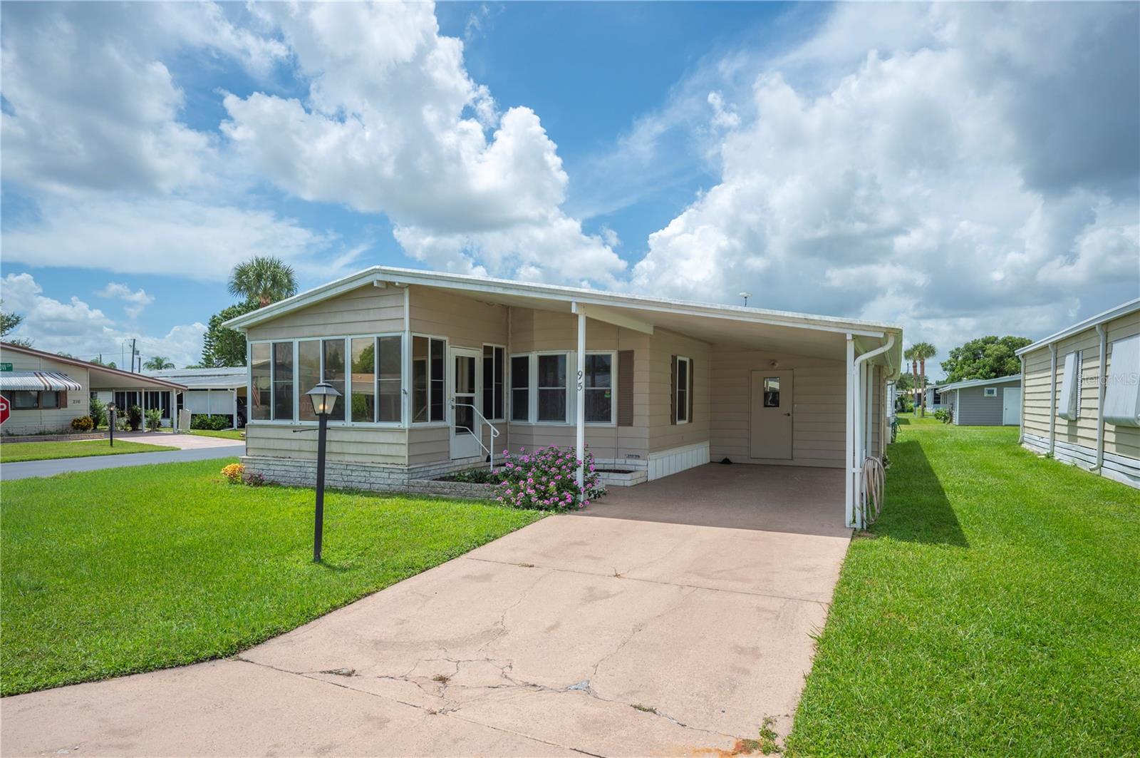 95 Parson Dr, FL