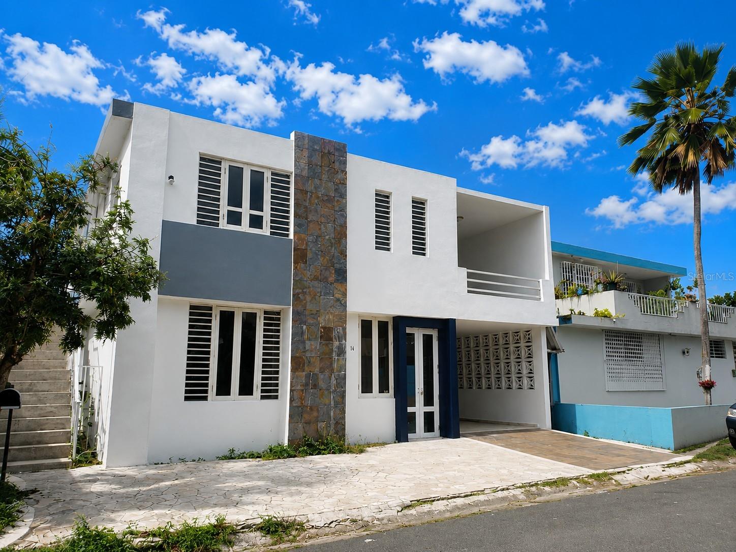 R-19 Urb. Jardines De Caparra M-14, PR