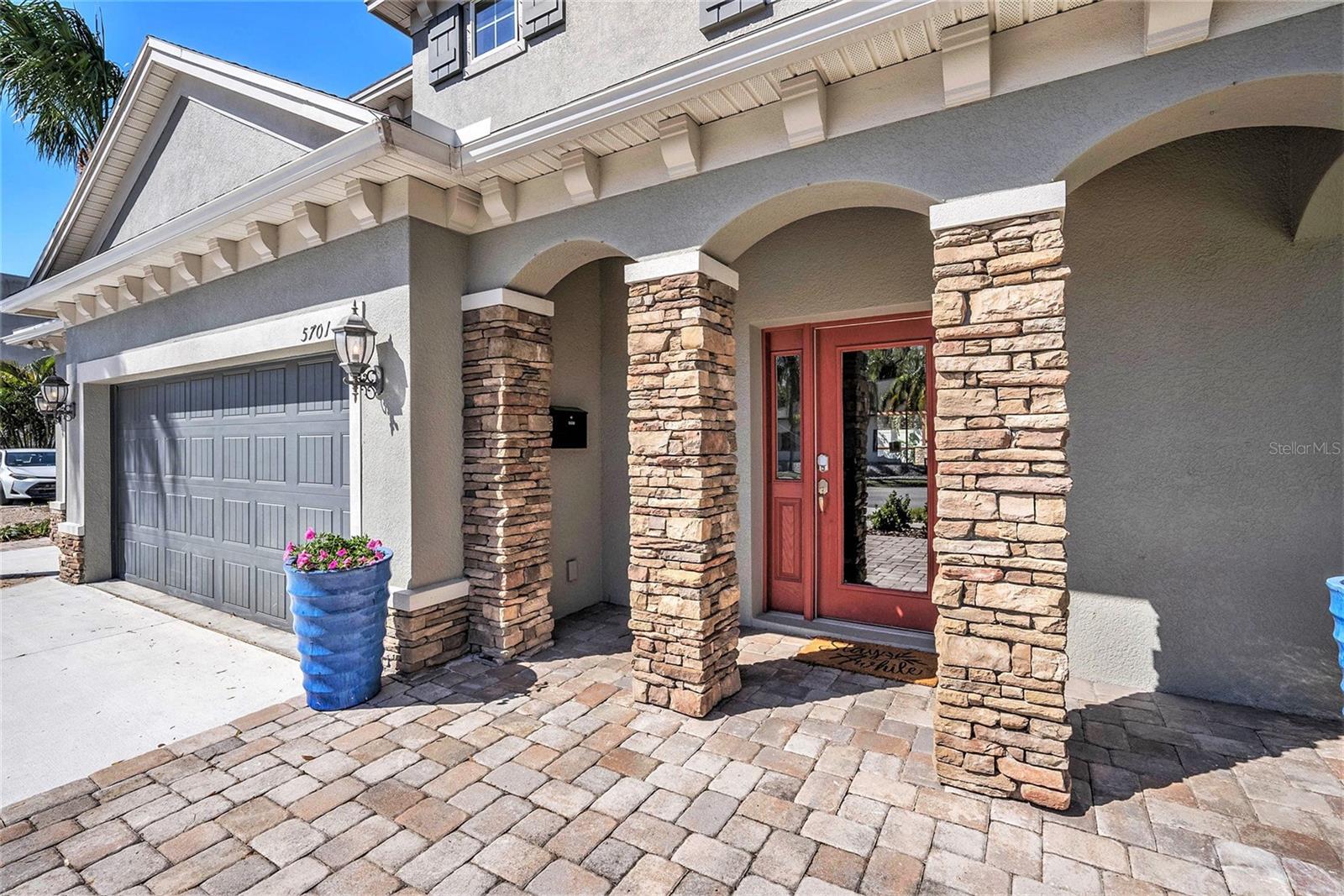 5701 Macdill Avenue, FL