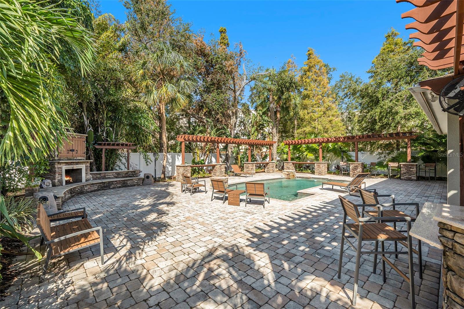 5701 Macdill Avenue, FL