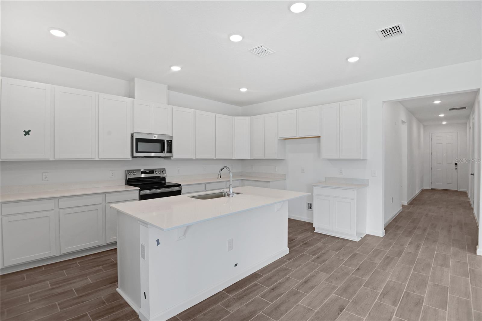 5163 Kinsley Drive, FL