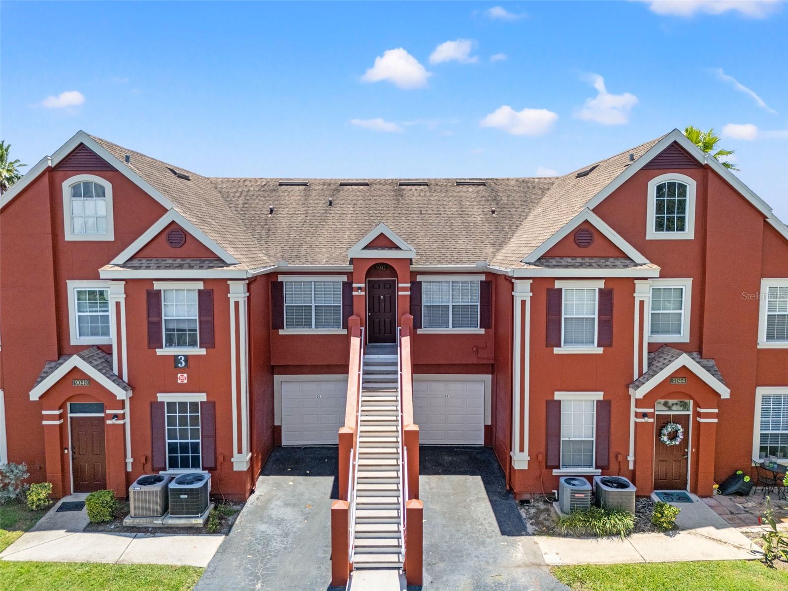 9042 Lake Chase Island Way, FL