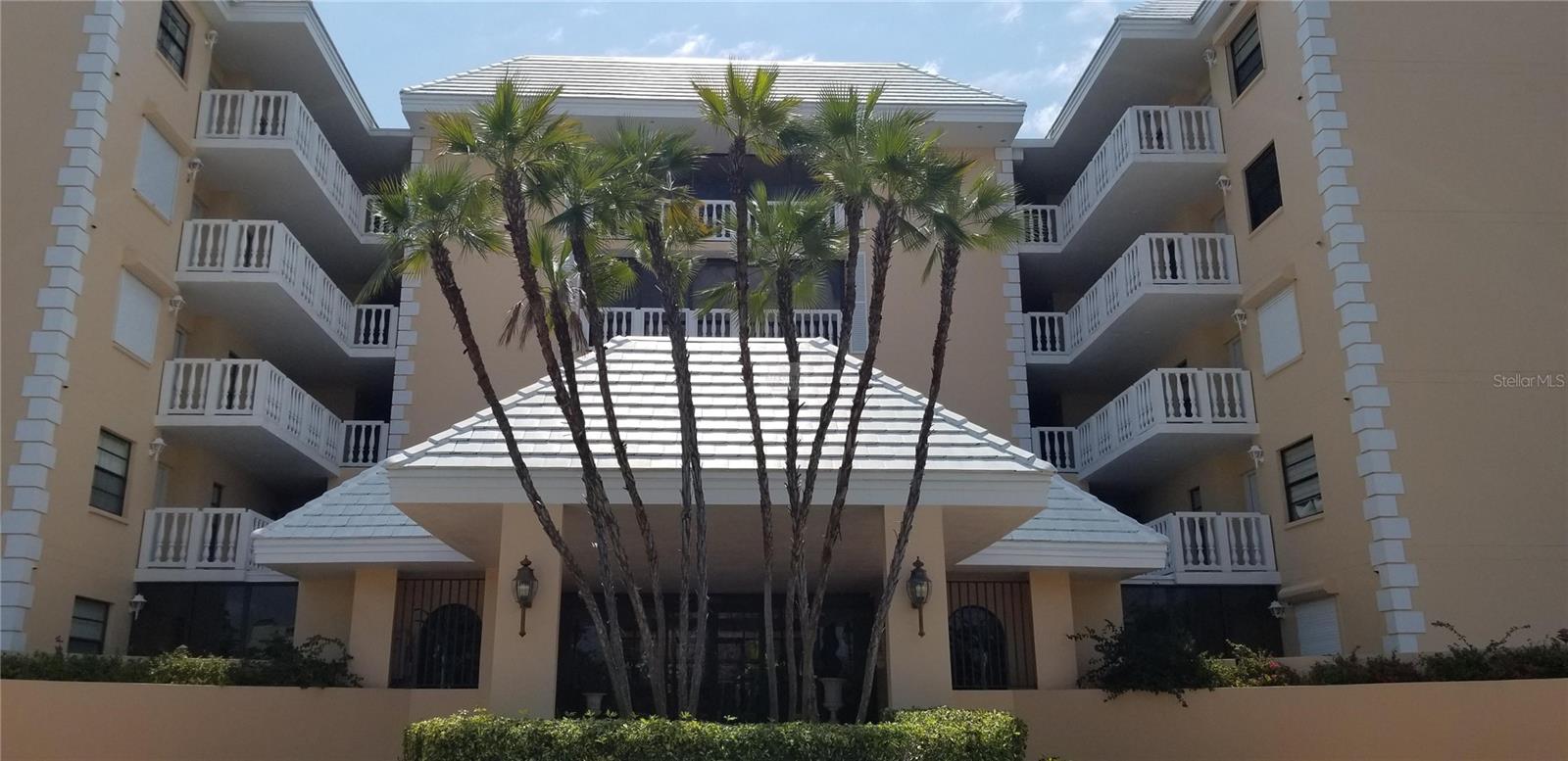 6650 Sunset Way #220, FL
