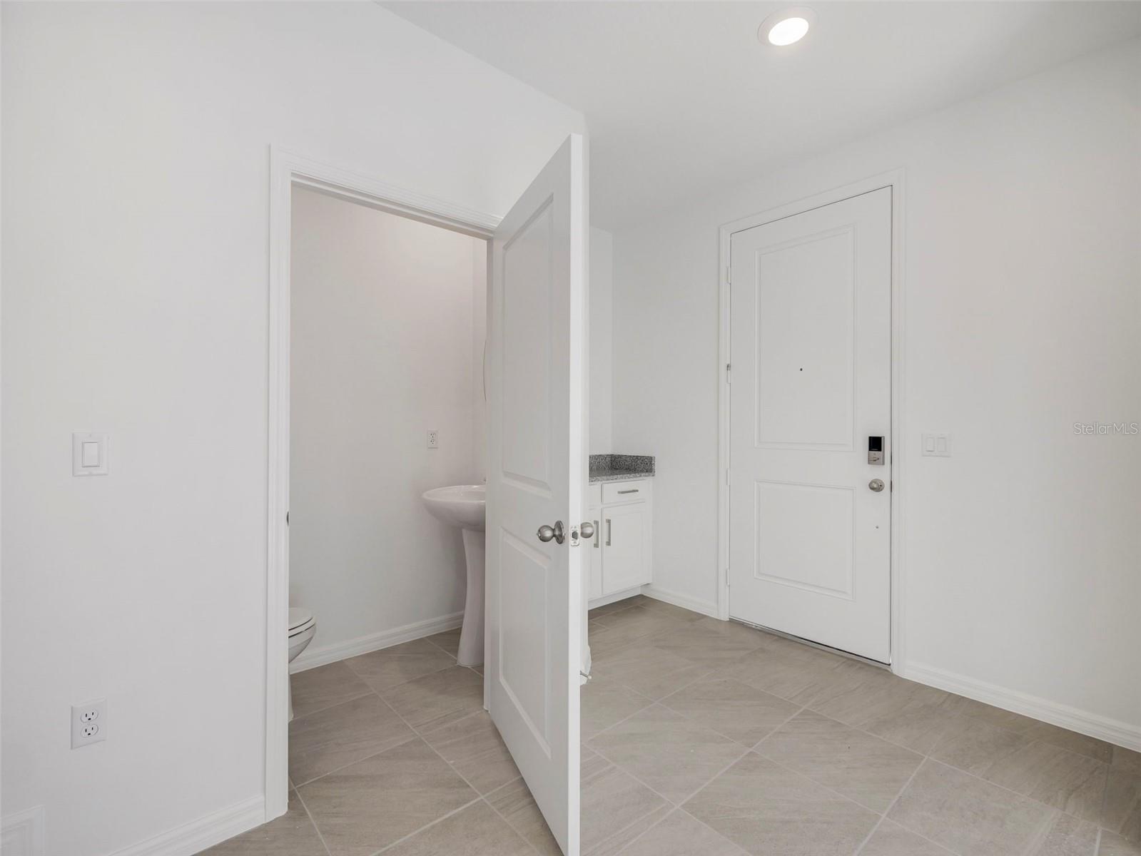 675 Clark Street, FL