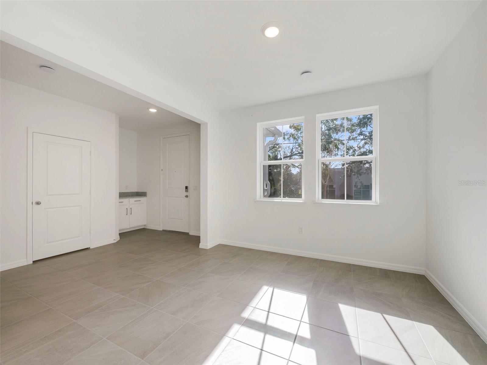 675 Clark Street, FL