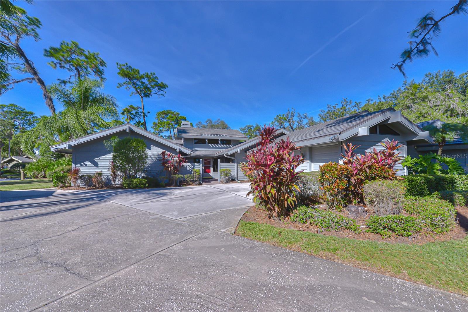 5355 Cobblestone Court, FL