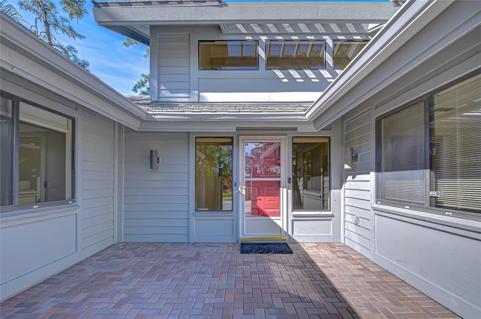 5355 Cobblestone Court, FL
