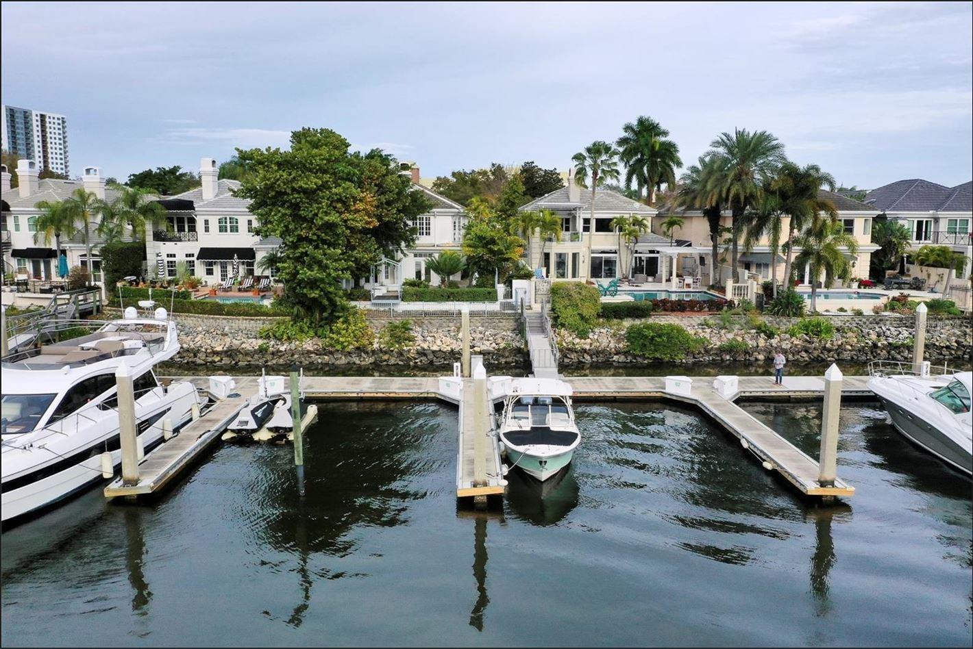 60 Mariner Way, FL