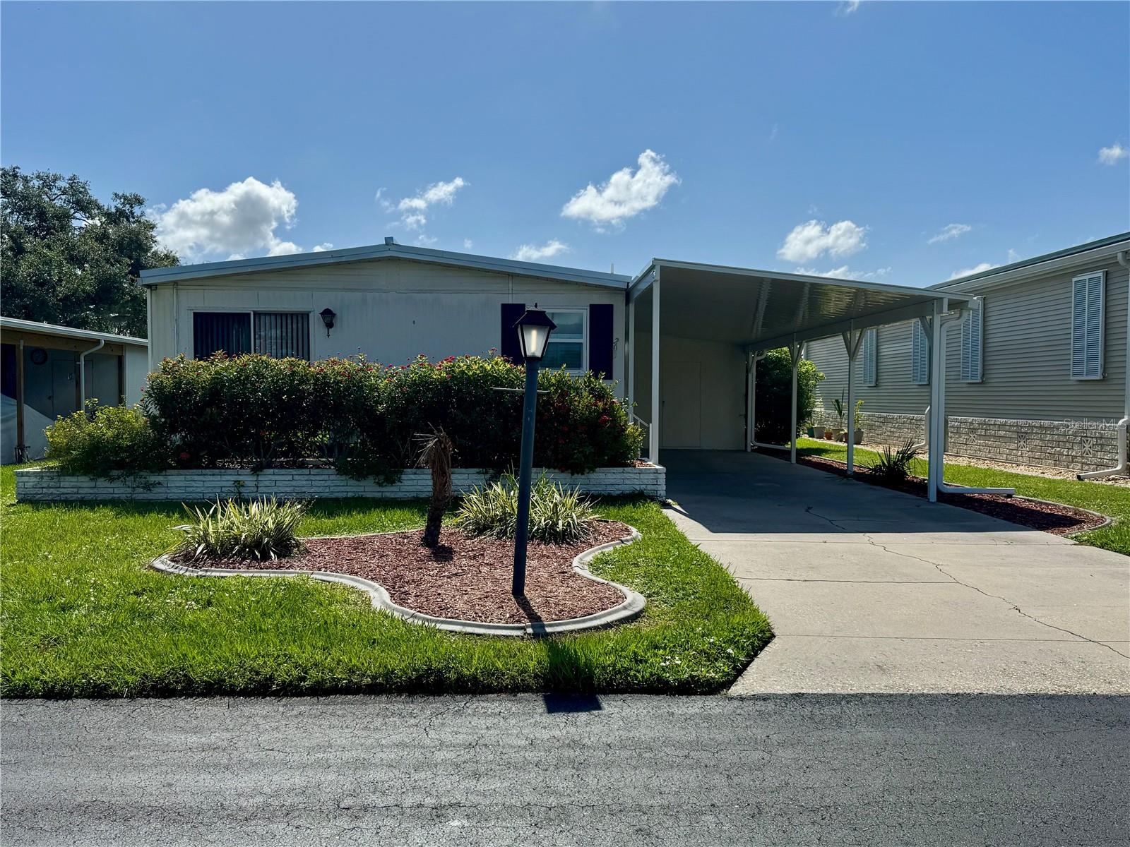203 Estrada, FL