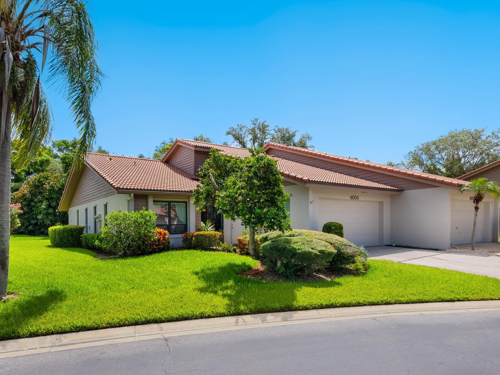 4004 Wilshire Circle, FL