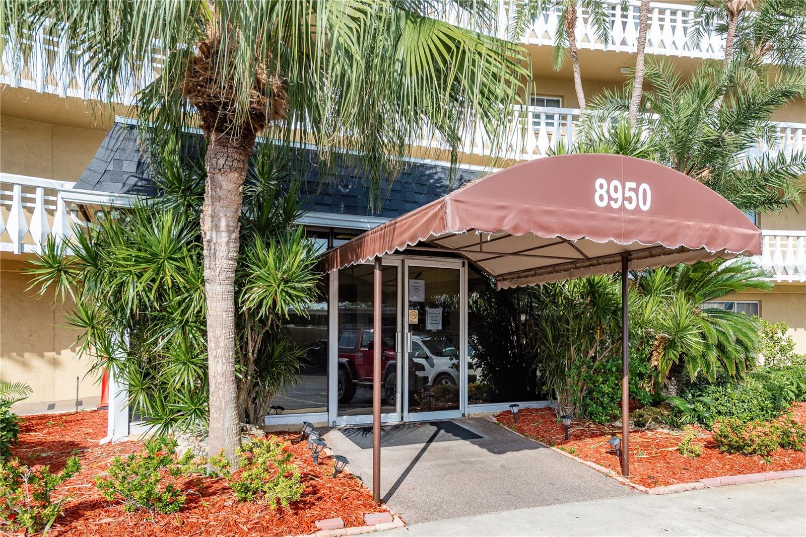 8950 Park Boulevard, FL