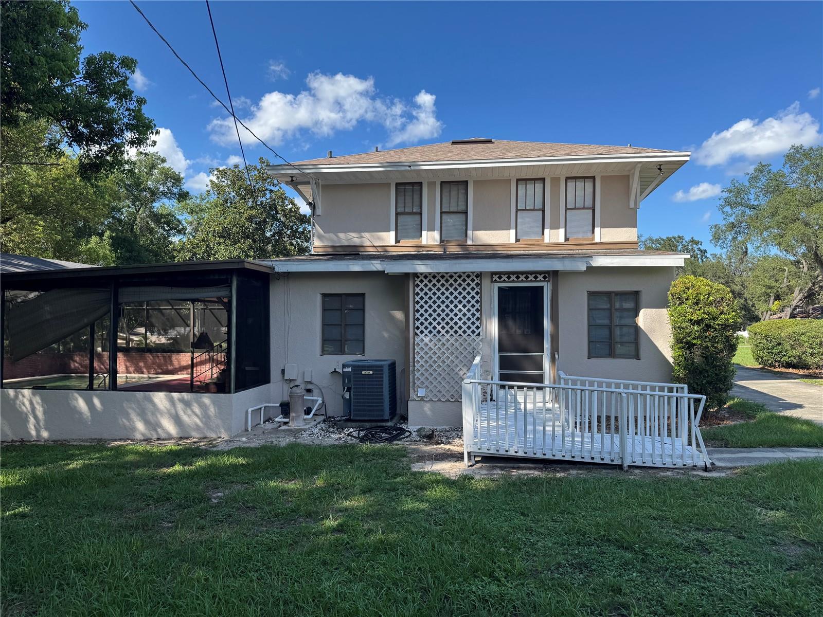 530 Ridge Avenue, FL