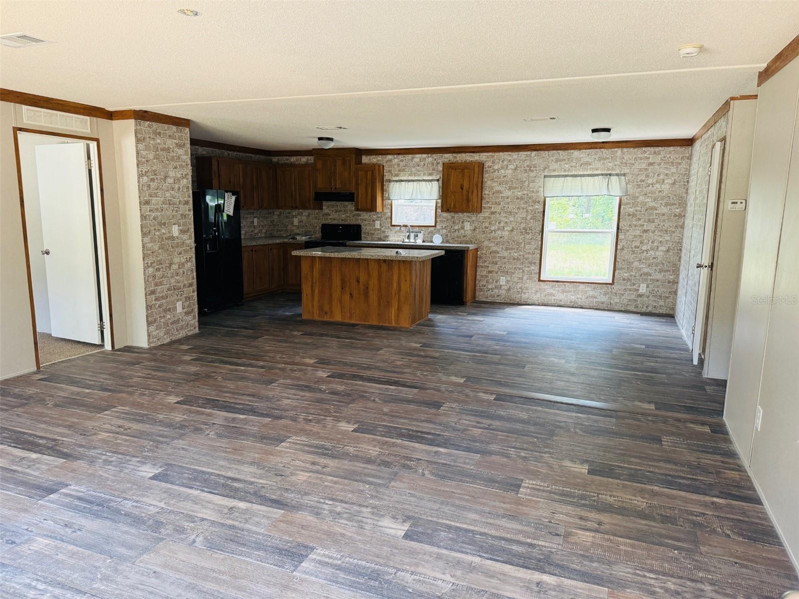 7180 Hwy 90, FL