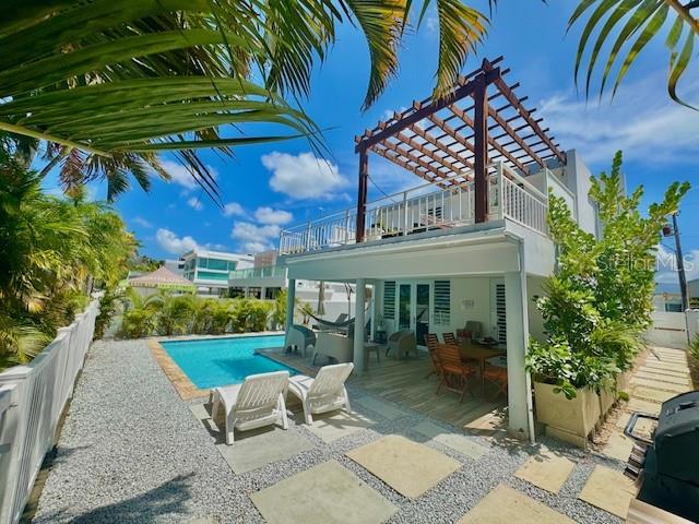 955 C1 East, PR