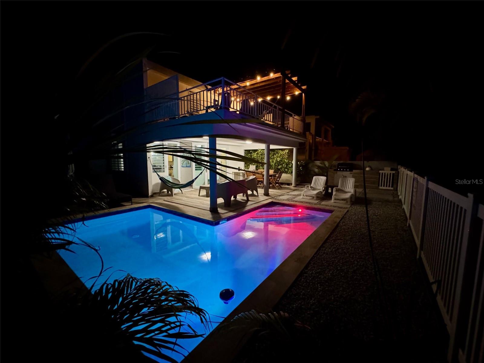 955 C1 East, PR