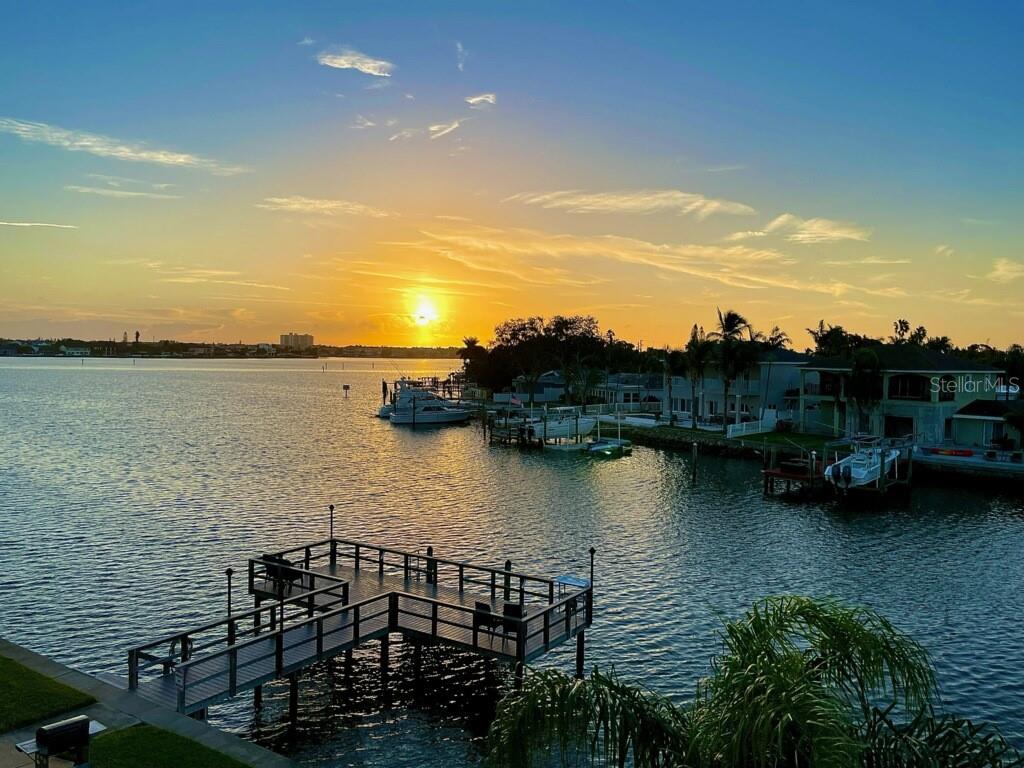 1893 Shore Dr S #209, FL