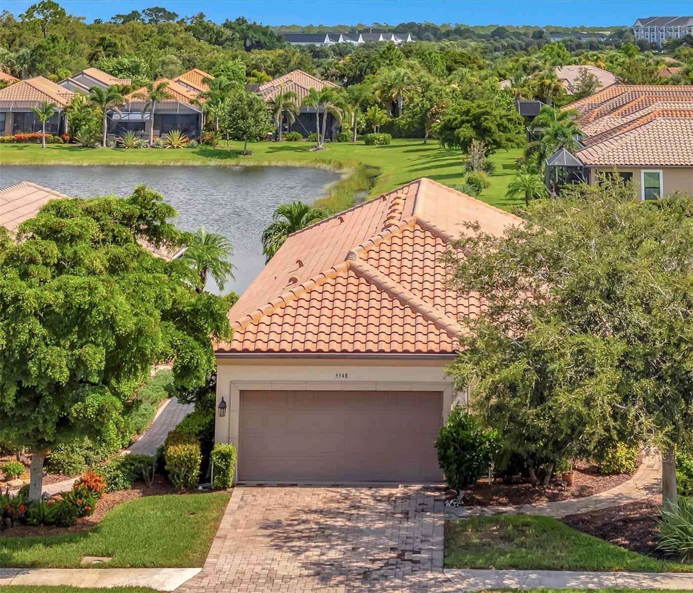 5548 Sentiero Drive, FL