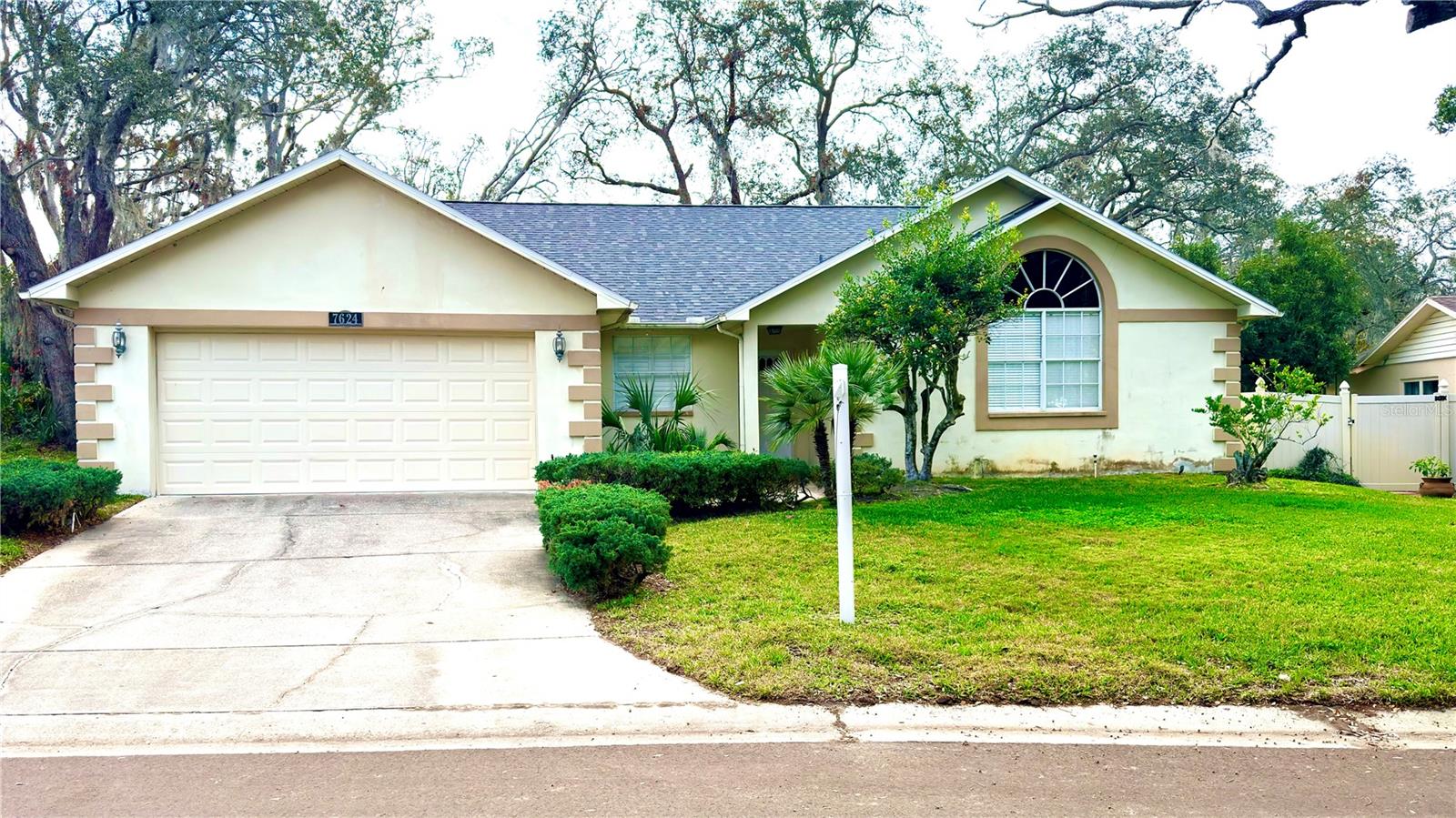 7624 Lake Forest Cir, FL