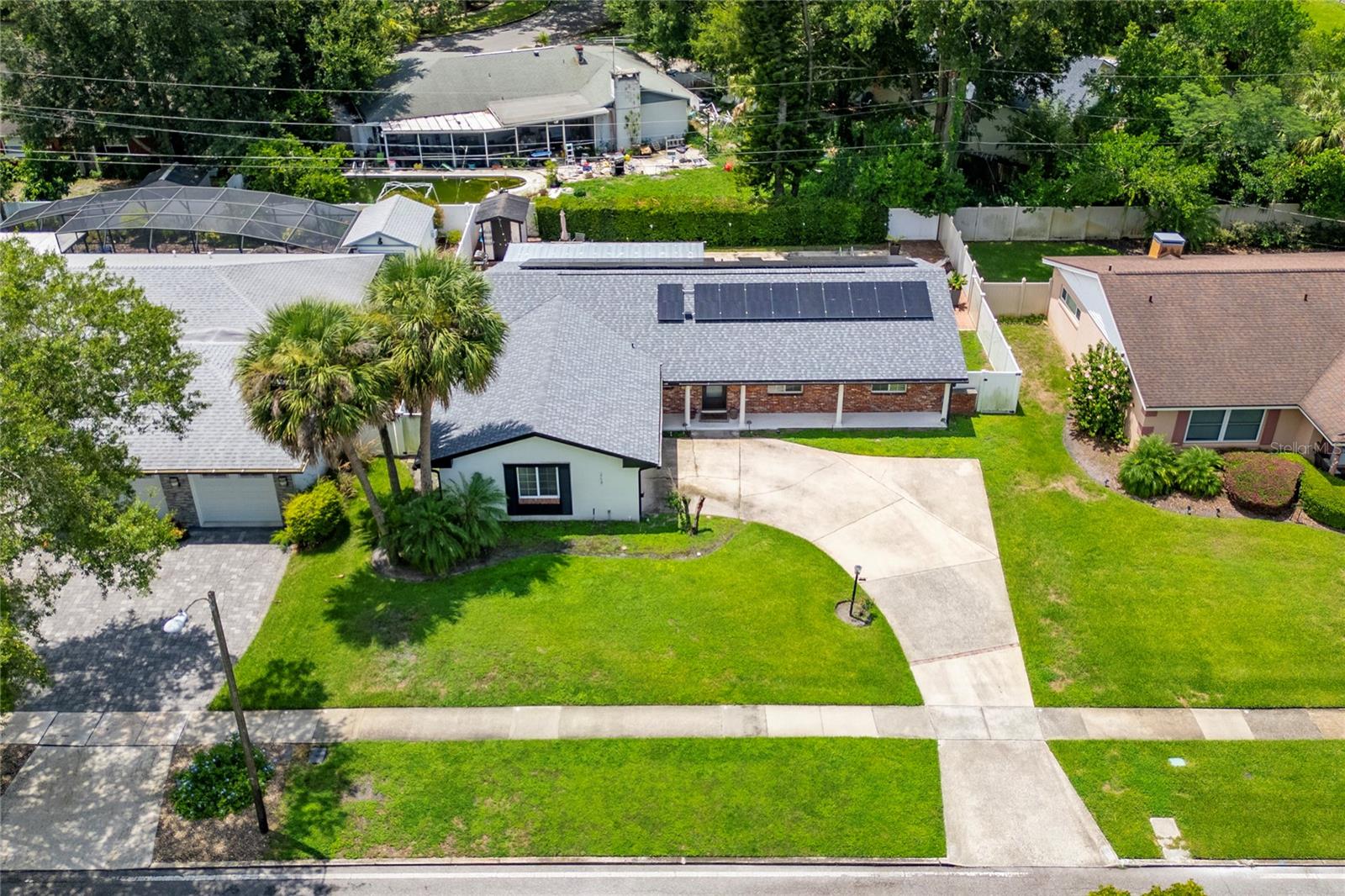 2758 Banchory Road, FL