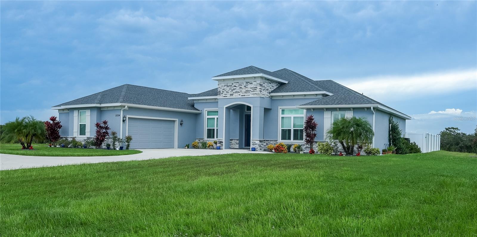 5054 Lake Toscana Drive, FL