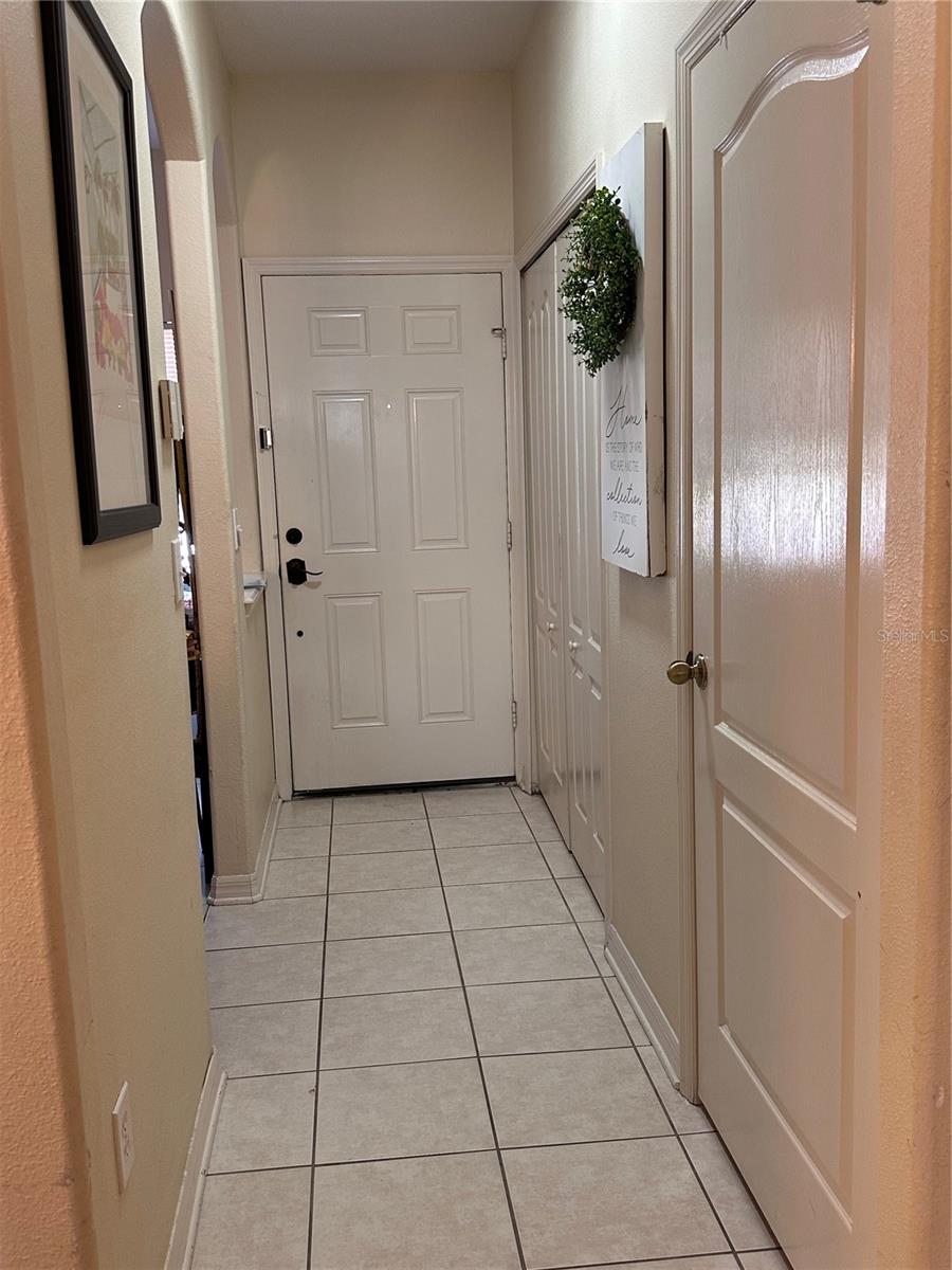 1042 Sleepy Oak Drive, FL