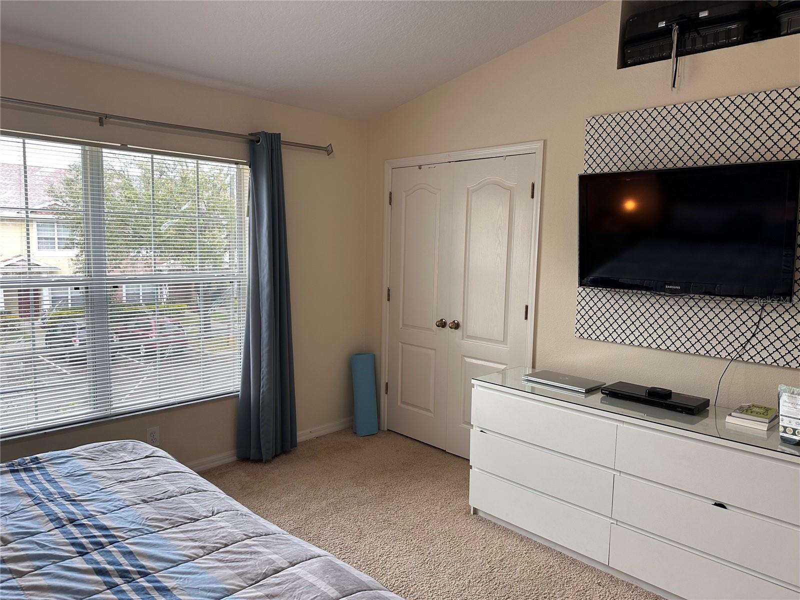 1042 Sleepy Oak Drive, FL