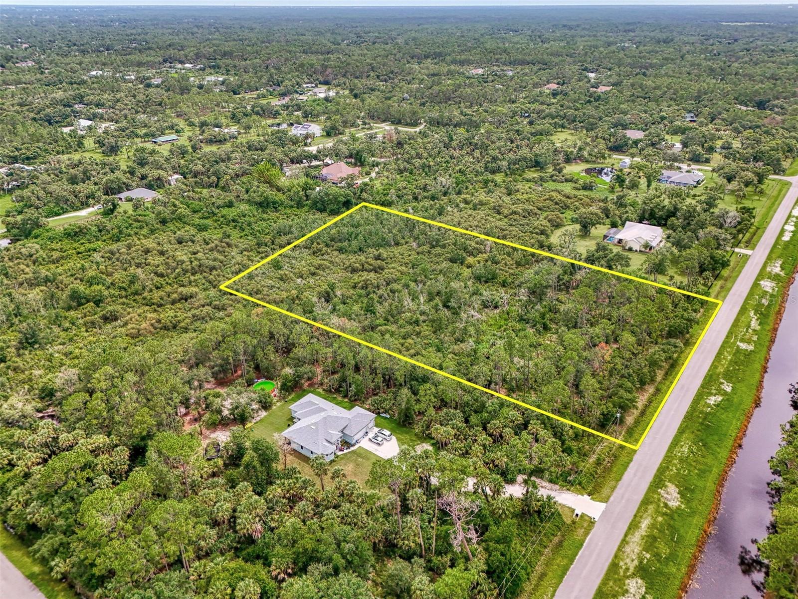 Estates Drive, FL