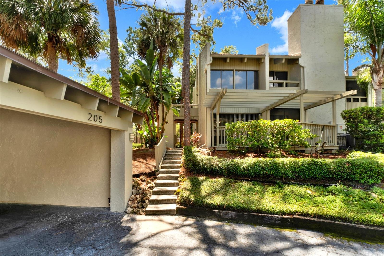 105 Fairway Drive, FL