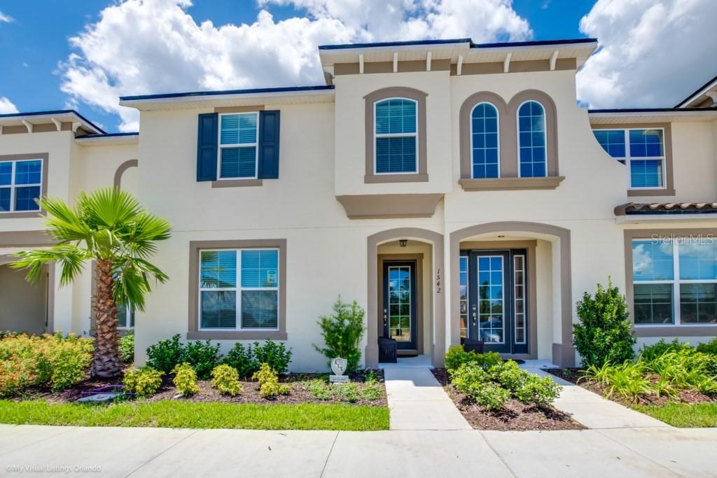 1542 Carey Palm Cir, FL