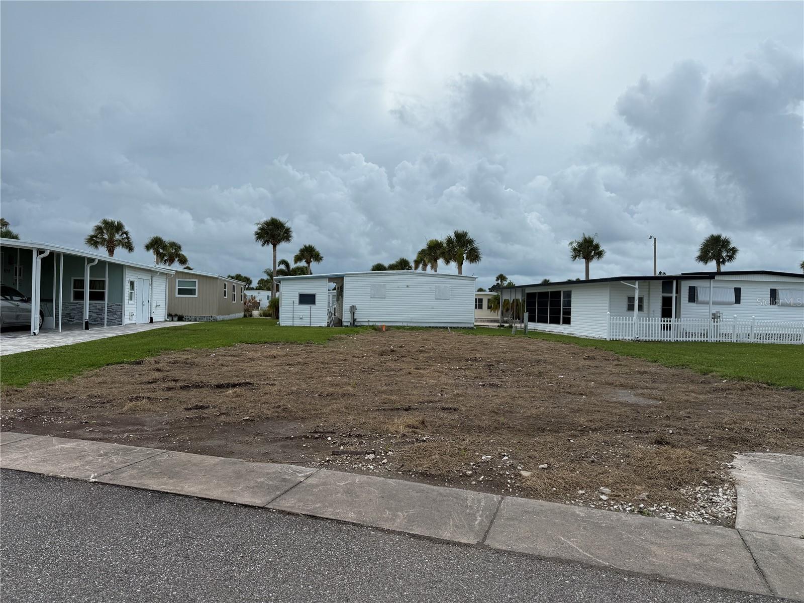 630 Gloriosa Drive, FL