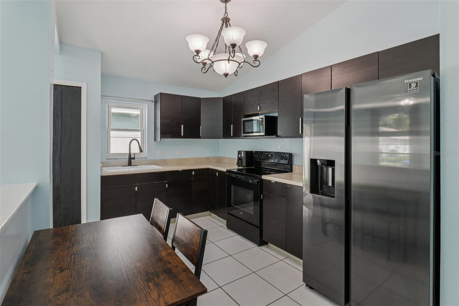 1074 Hamlet Drive, FL