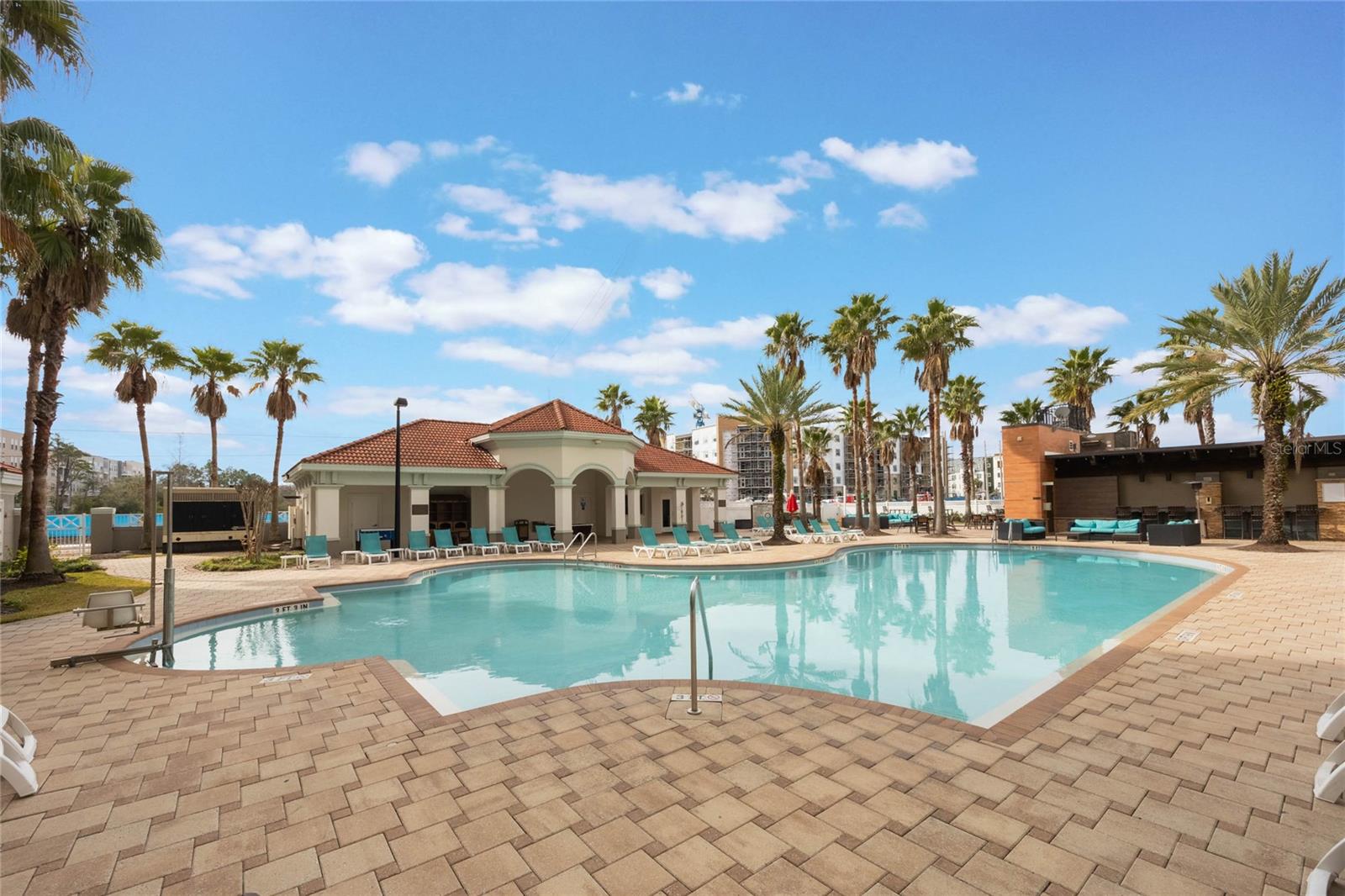 7383 Universal Boulevard, FL