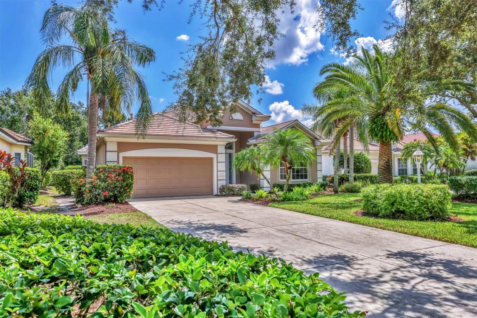 6935 Lennox Place, FL