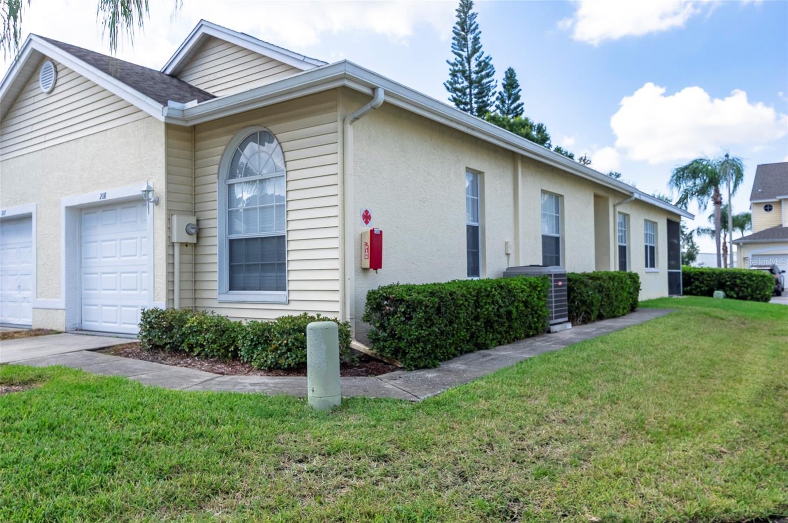 1050 Starkey Rd #208, FL