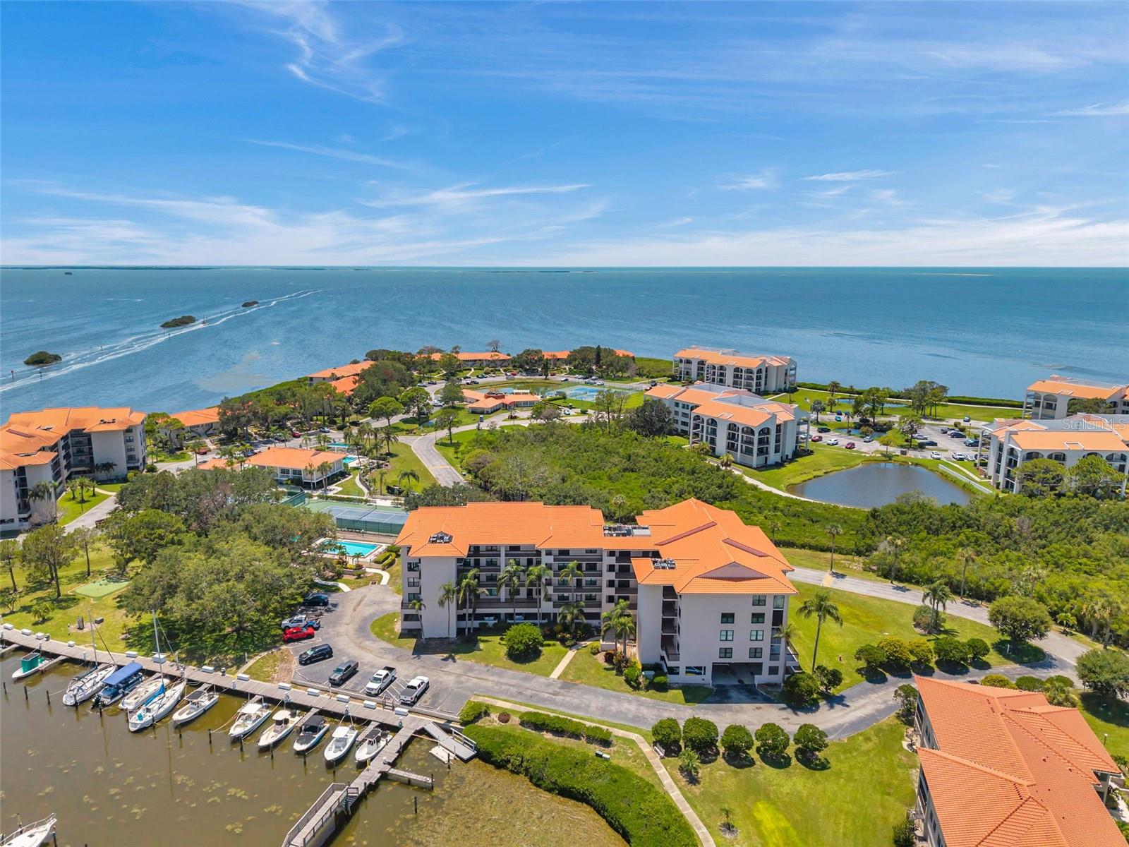 1806 Mariner Dr #117, FL