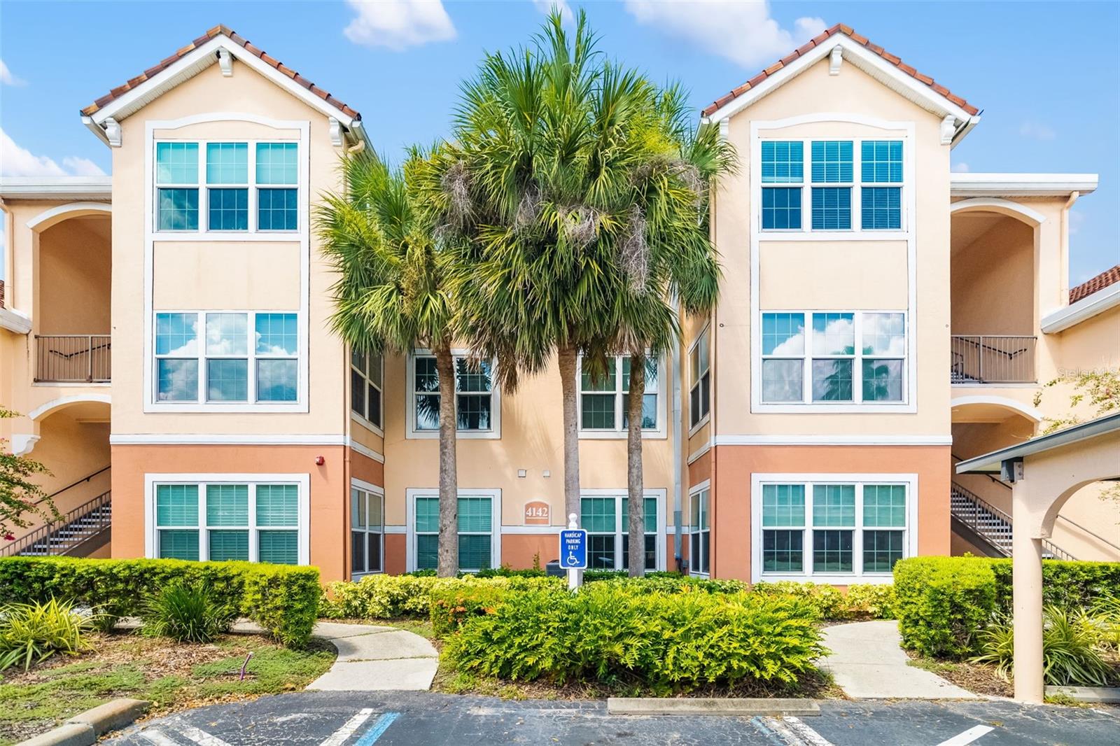 4142 Central Sarasota Parkway, FL