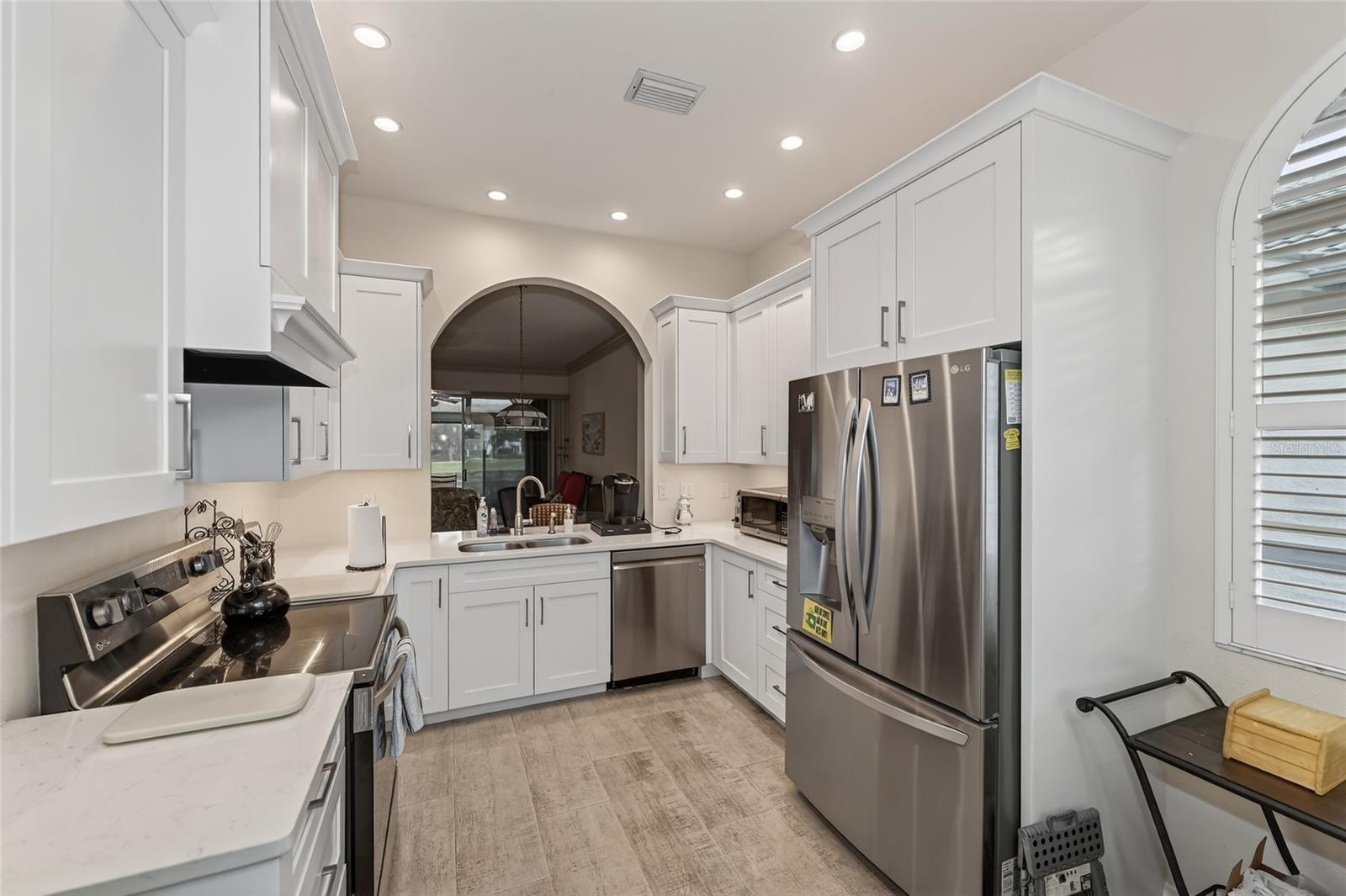5633 Long Common Court, FL