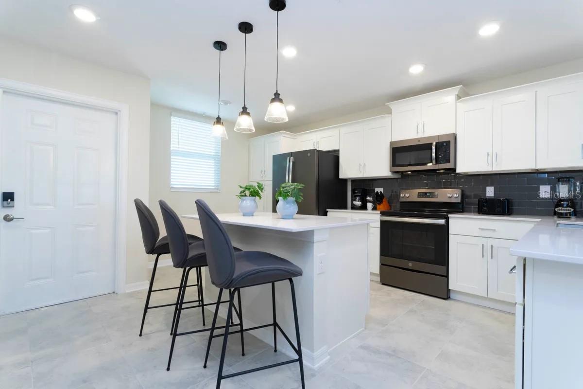 3161 Paradox Circle, FL