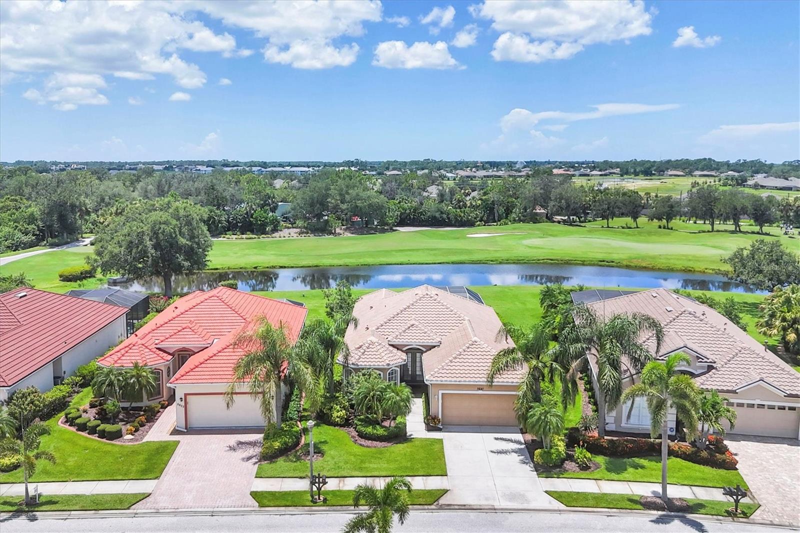 5641 Whispering Oaks Drive, FL