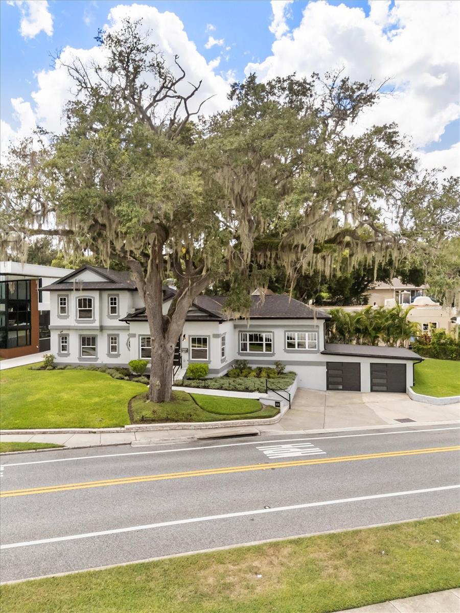 808 Edgewater Drive, FL