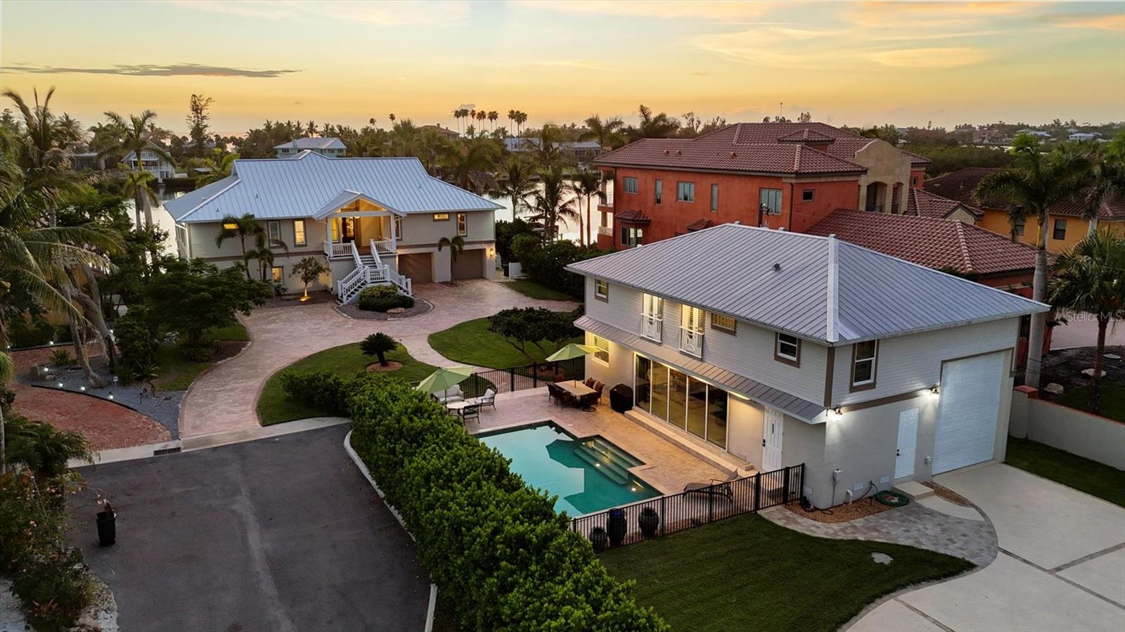 559 Bob Hope Drive, FL