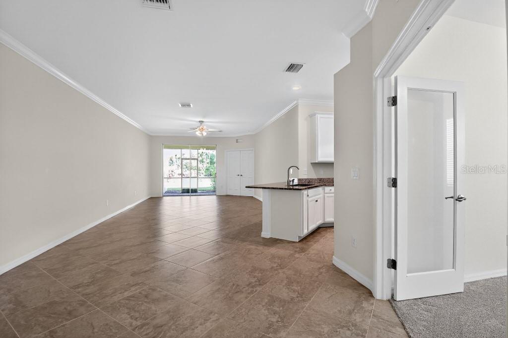 17604 Wayside Bend, FL