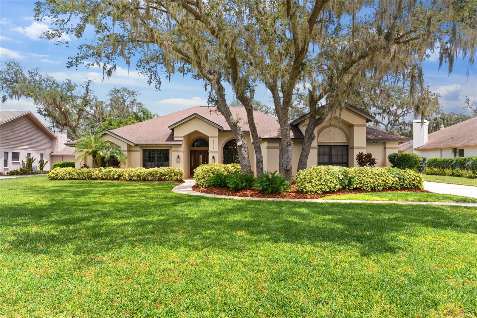 2702 Pine Club Drive, FL