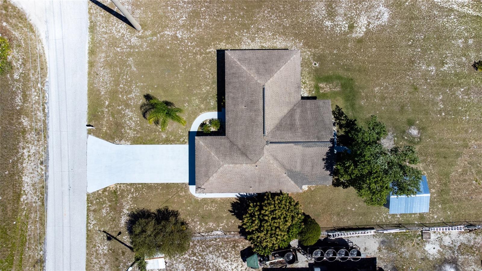 52 York Road, FL